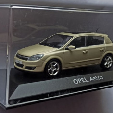 Macheta Opel Astra H 2005 - Minichamps 1/43