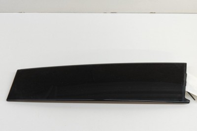 Ornament vertical ușă dreapta față PEUGEOT 2008 II 2021 OEM: 9825947980 28311959 foto