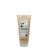 Crema de dus cu unt de cupuacu special conceputa pentru pielea uscata si foarte uscata, Klorane, Flor De Cupuacu, 200 ml