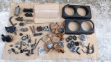Piese Dacia 1300 1310 Noi/Folosite: Plexit Bord, Alternator, Robinet Caldura, Butuc Portbagaj, Claxon, Bobina, Reparatie Etrier, Rulmenti
