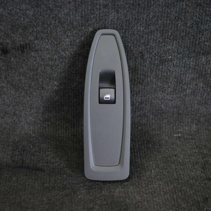 Buton geam ușă dreapta față BMW 2 Cabrio F23 2014 OEM: 92081077268405 1911851