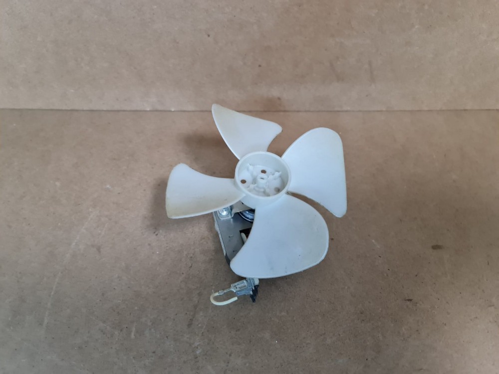 Ventilator cuptor cu microunde samsung SMF-3RDEA / C61 | arhiva Okazii.ro