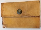 Cumpara ieftin GE - Portofel portmoneu vechi din piele / 9,50 x 6,50 cm / doar un compartiment