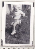 bnk foto Copil cu tricicleta - anii `60