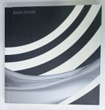 ZAHA HADID , CATALOGUL EXPOZITIEI DE LA MUZEUL GUGGENHEIM , NEW YORK , BOGAT ILUSTRAT , TEXT IN LIMBA ENGLEZA , 2006