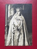 Regina Maria in costumul de incoronare