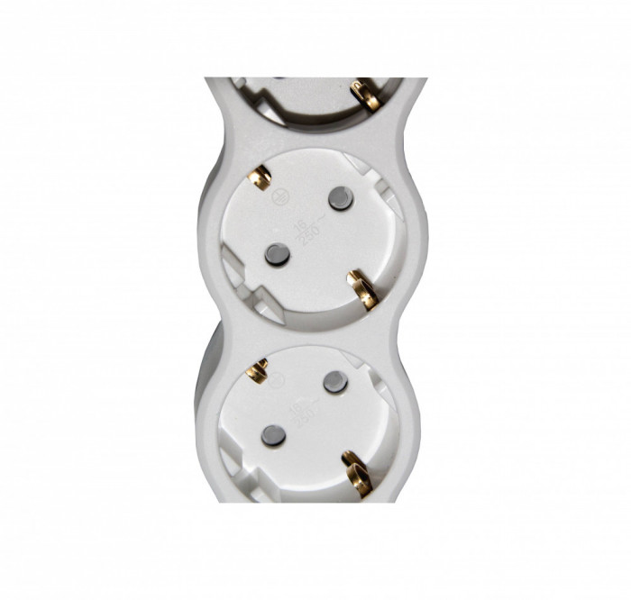 Prelungitor cu protectie pentru copii - 4 prize - 1.5 m lungime - cablu 3*1mm