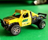 Rock Shocker Matchbox Mattel, vintage, Made in Thailanda . MBX Explorers Diecast, carcasă metalică vopsea muștar aurie colantata 781 DRA Race Team W