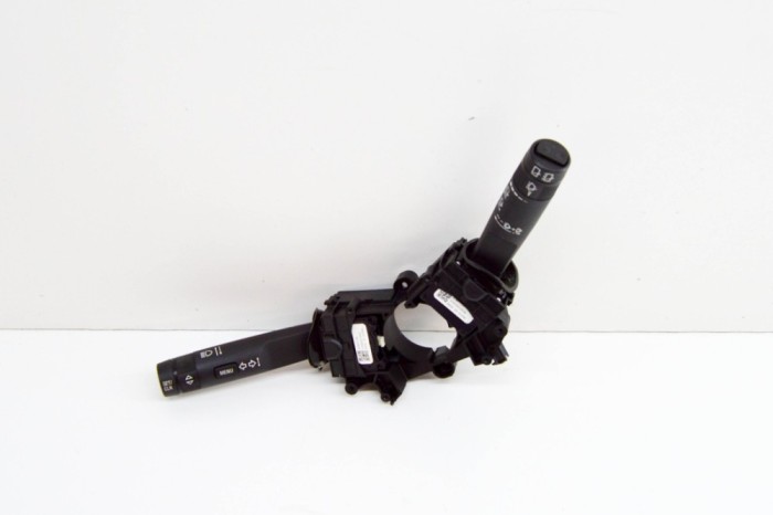 Maneta semnalizare ștergătoare OPEL ASTRA J 2012 OEM: 20941129,20941131 17527003