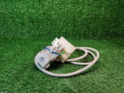 condensator cu cablu masina de spalat indesit iwsne 61253 / C37 foto