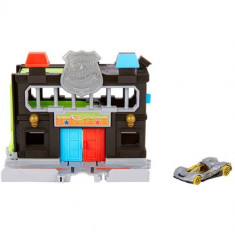 Pista de Masini Hot Wheels by Mattel City Downtown Police Station cu Masinuta foto