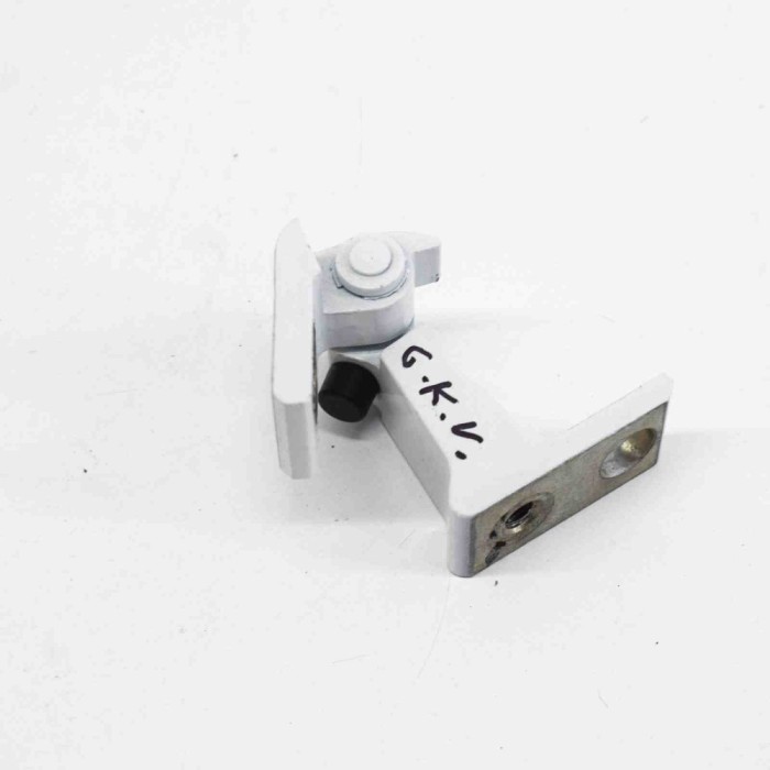 Balama ușă st&acirc;nga spate VW T-ROC A11 2022 OEM: 8X0831403E 17751570