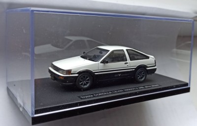 Macheta Toyota Corolla Levin 1600GTV (AE86) 1985 alb - Ebbro 1/43 foto