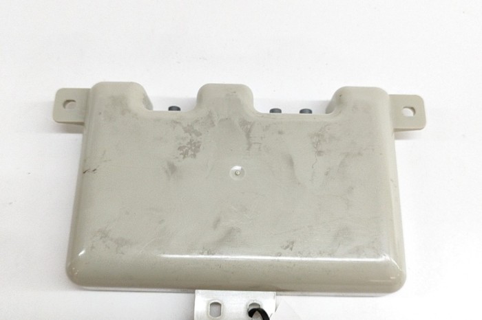 Amplificator de antena BMW 6 Gran Coupe F06 2014 OEM: 6943023,28324363 25972402