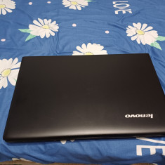 Lenovo G700/17.3" Led HD+/i7 a 3 gen/8 gb/SSD 240 GB/Nvidia