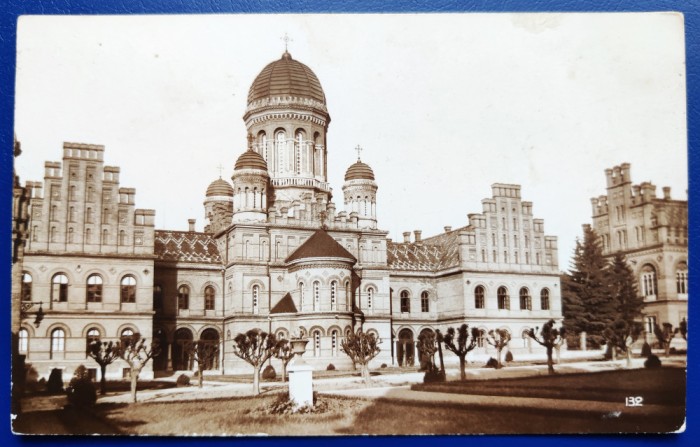Bucovina - aprox. 1930 - Cernauti - Resedinta Mitropolitana - tip fotografie, necirculata, Agentia Romana Hachette