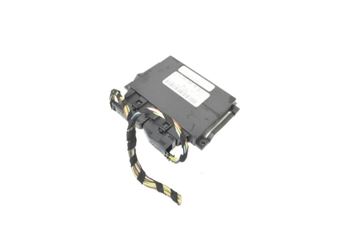 Unitate de control senzor de parcare PDC MERCEDES-BENZ CLK C209 2007 OEM: 0263004099,A2035454932 11815319