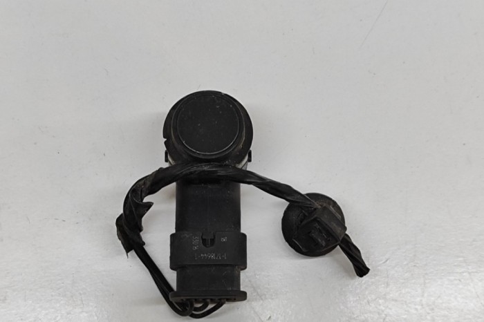 Senzor de parcare față JAGUAR F-TYPE Coupe X152 2018 OEM: 9G92-15K859-AB 31362913