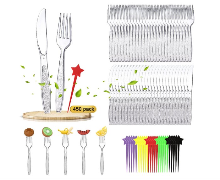 Set de 400 tacamuri din plastic, furculite si cutite - RESIGILAT
