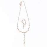 Set elegant din 2 piese: colier si cercei