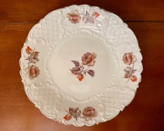 FRUCTIERA VECHE DIN PORTELAN FIN, CREM D26cm