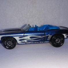 bnk jc Hot Wheels `69 Camaro TM GM Mattel 2006