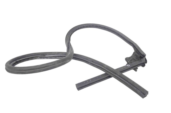 Garnitura ușă dreapta față VW BEETLE Cabrio 5C7, 5C8 2013 OEM: 5C3839480