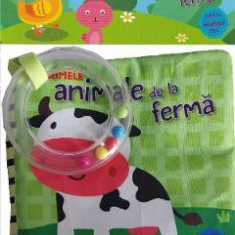 Primele animale de la ferma pentru bebelusul meu. Carte din material textil si jucarie