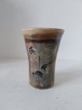 Vaza ceramica lucrata manual, decorata cu pasare/cocos si pesti stilizati, modern, semnata L, 13cm