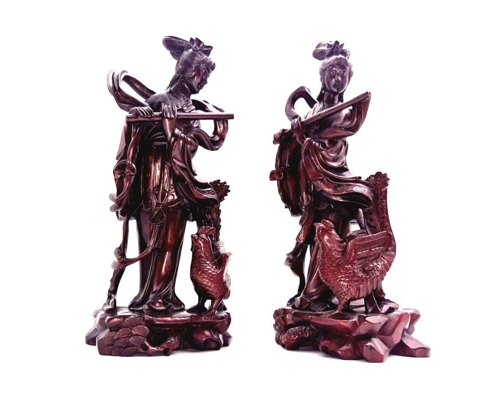 Pereche de statui sculptate in lemn de buxus China femeie cantand la ...
