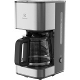 Cafetiera Electrolux Create 3 E3CM1-3ST, 1000 W, 1.375 L, cana din sticlă borosilicată, filtru mărimea 4, inox / plastic negru