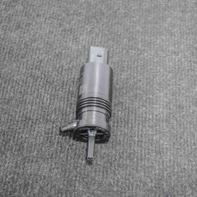 Motor rezervor lichid de parbriz TESLA MODEL 3 2018 OEM: 1015486-01-C 11204555 foto