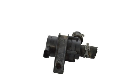 Pompa de apa auxiliara AUDI A3 Cabrio 8P7 2012 OEM: 1K0965561F 25760871 foto
