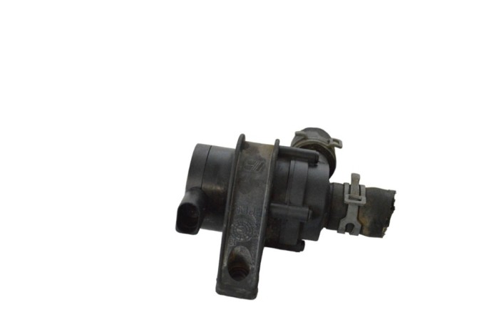 Pompa de apa auxiliara AUDI A3 Cabrio 8P7 2012 OEM: 1K0965561F 25760871