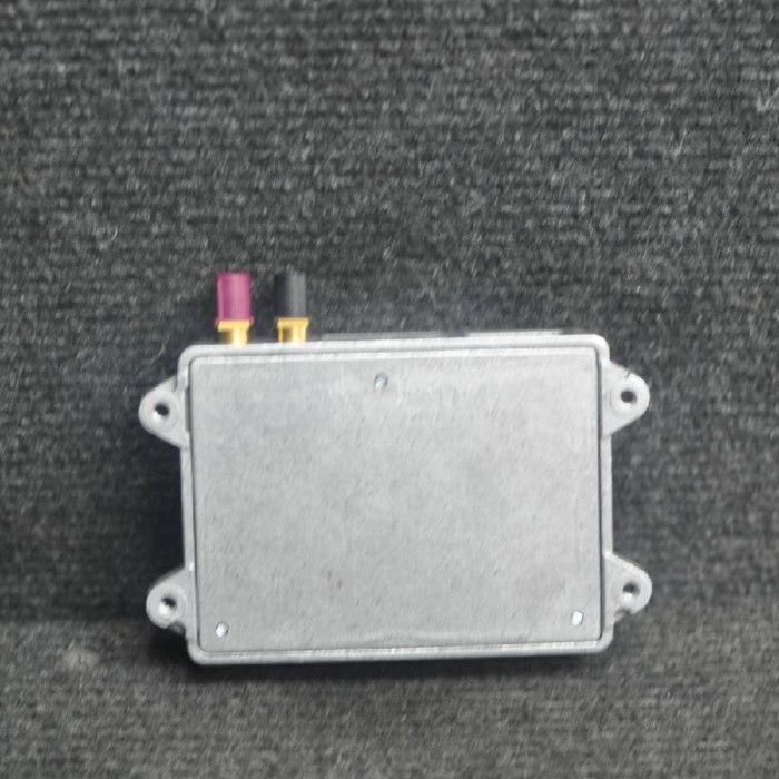 Amplificator de antena AUDI Q5 8R 2013 OEM: 8J0035456A 1954578