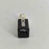 USB BMW X6 E71 E72 2014 OEM 9237656 Original Dezmembrari