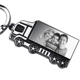 Breloc personalizat in forma de TIR gravat cu poza si text
