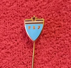 Insigna (model vechi) fotbal - Federatia de Fotbal din IUGOSLAVIA