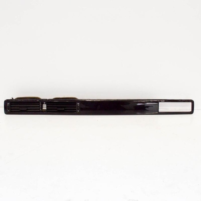 Gura de ventilație planșa de bord VOLVO XC70 II 2010 OEM: 30715143 2237303