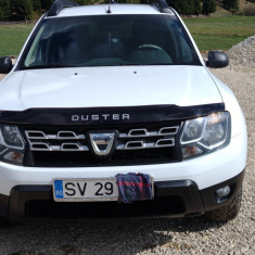 Vând Dacia Duster diesel 4×4