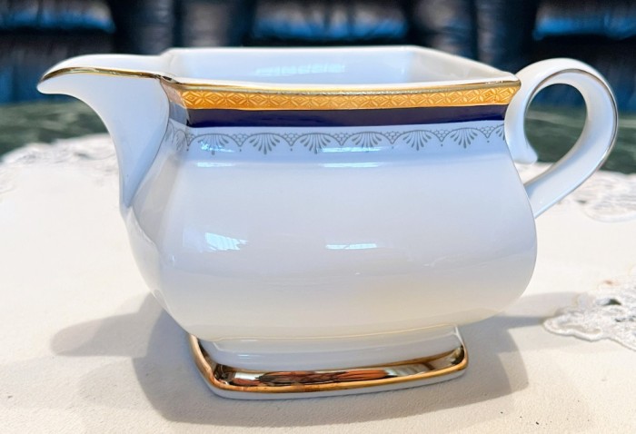Sosiera - Winterling - Marktleuchten - poleit cu aur 24K