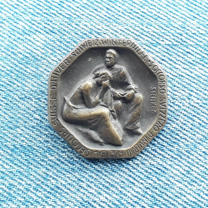 Insigna 1936 Elvetia - Ajutor de iarna / pin
