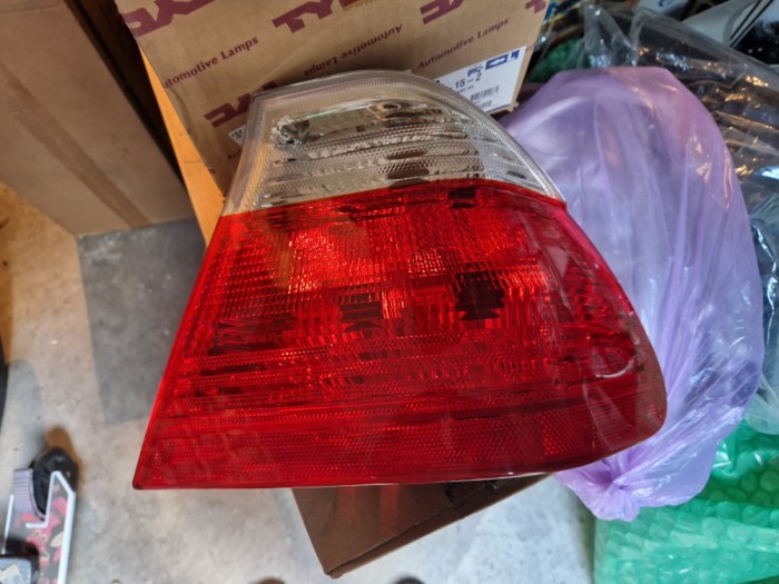 Stop dreapta BMW E46 limuzină