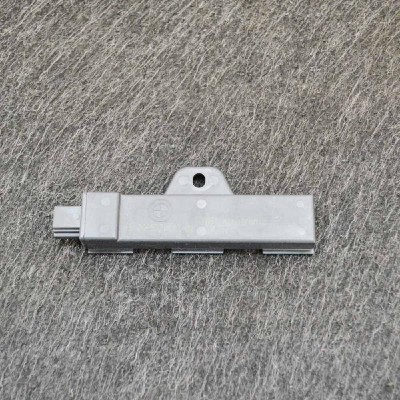 Amplificator de antena BMW 2 Active Tourer F45 2014 OEM: 9220832 3301064 foto