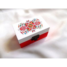 Cutie lemn decorata cu motiv traditional, 33670