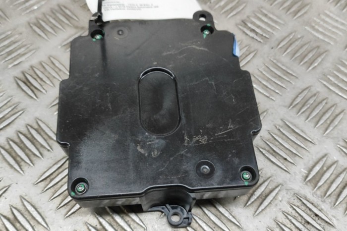 Modul de control ușă dreapta spate TESLA MODEL X 2018 OEM: 1062056-00-C 30386347