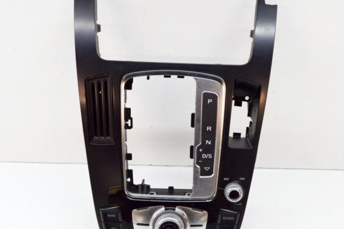 Ornament consola centrală AUDI A5 8T3 2013 OEM: 90025-521,8T0919611K 15919620