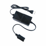 Transformator curent de la 240V la 12V 60W max 5A Carpoint CAR0510214