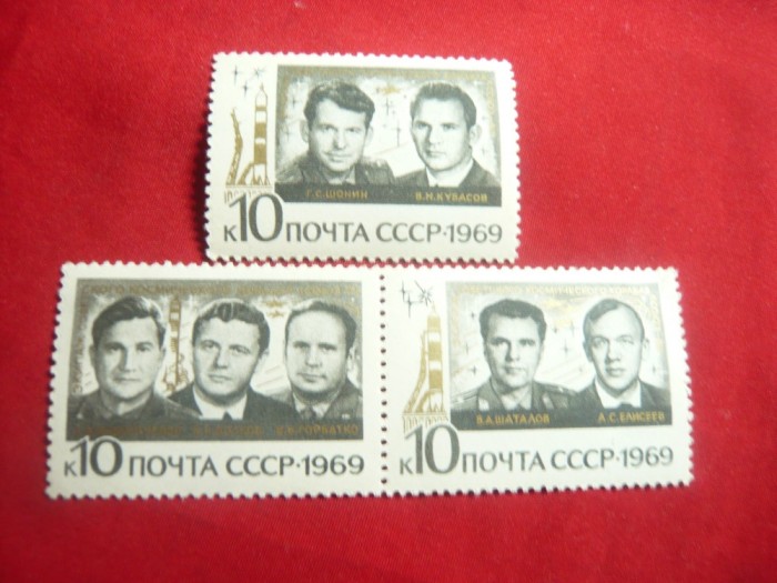 Serie 1969 URSS - Cosmos Soius 6,7,8 - Echipaj Cosmonauti, 3 val.