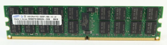 Memorie Ram SERVER Samsung M393T5160QZA-CE6 4GB PC2-5300 DDR2-667MHz ECC Registered CL5 240-Pin DIMM Dual Rank Memory Module